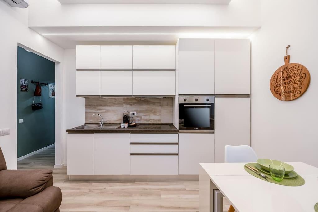 Linate Airport Elegant Suite,Tram 1 Minute Away ميلان المظهر الخارجي الصورة
